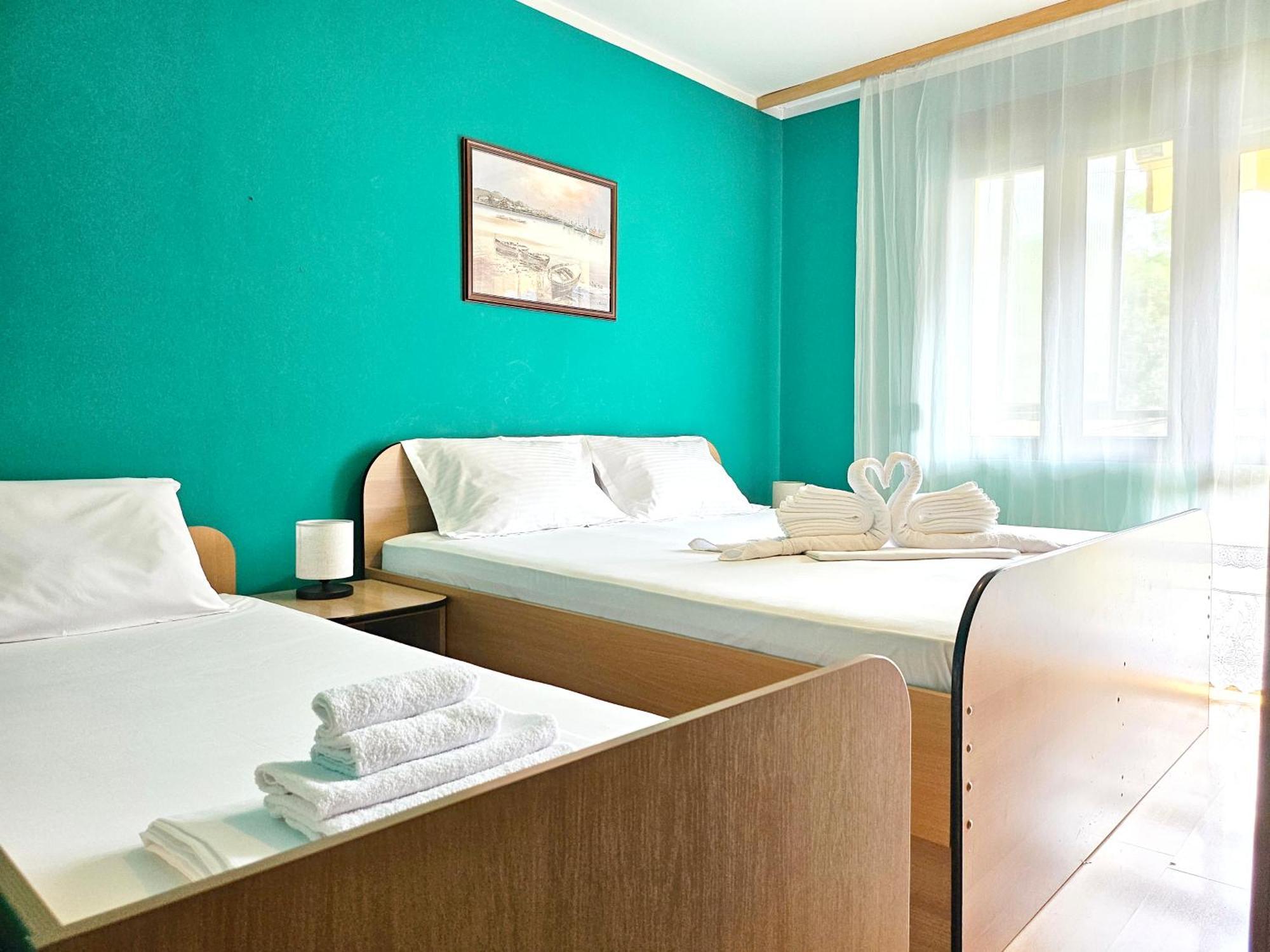 Apartment Luka Kotor Eksteriør billede