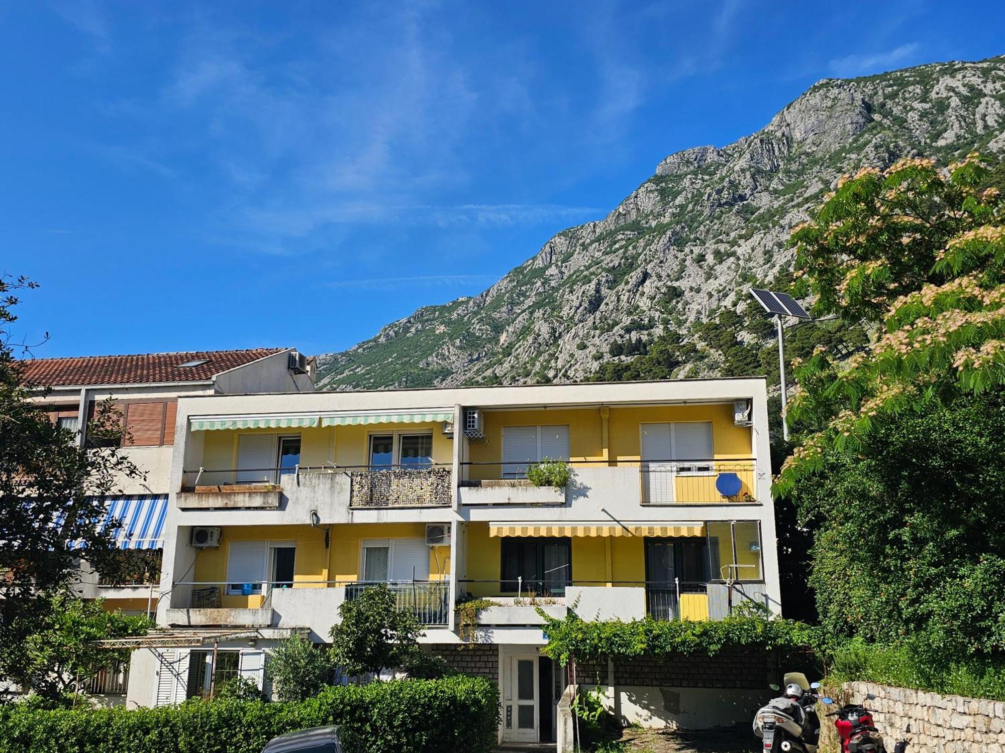 Apartment Luka Kotor Eksteriør billede